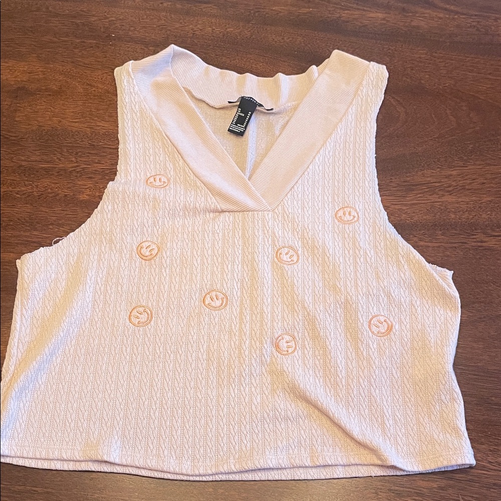 Forever 21 Tan Smiley Face Sweater Vest Medium